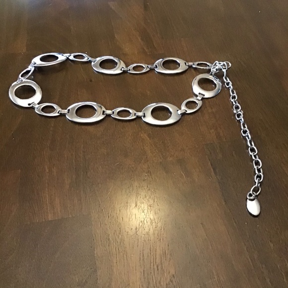 Silver linked chain belt - Picture 2 of 3